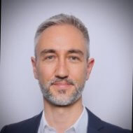 AccorInvest : Vice-président communication et affaires publiques 1 107632 A35QQI