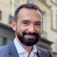 kearney france : associé au sein de la practice financial services