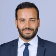 largillière finance : associate