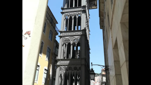 385304961