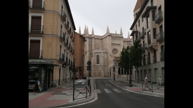 4097573623